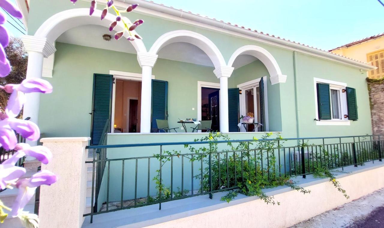 Epameinondas Luxury House วาธี ภายนอก รูปภาพ
